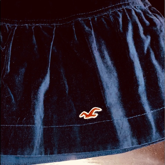 Hollister's  skirt - Picture 3 of 3
